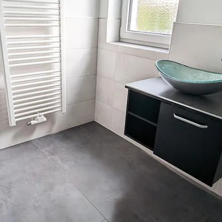 Haus Kleiner Findling Im Lausitzer Seenland * Tätzschwitz