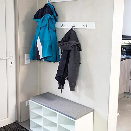 Haus Kleiner Findling Im Lausitzer Seenland Tatzschwitz