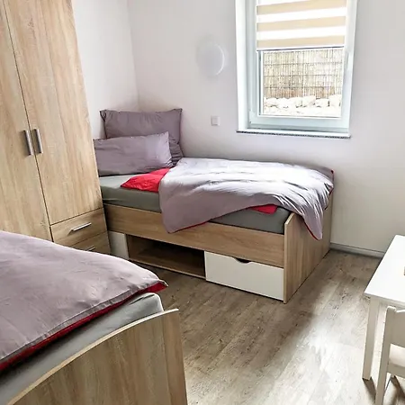 Haus Kleiner Findling Im Lausitzer Seenland Tätzschwitz