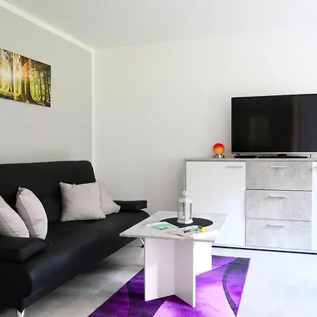 Haus Kleiner Findling Im Lausitzer Seenland