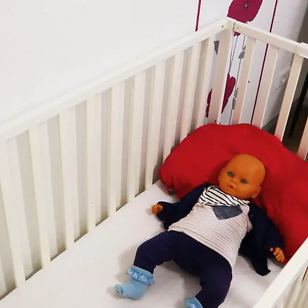 Haus Kleiner Findling Im Lausitzer Seenland Tatzschwitz