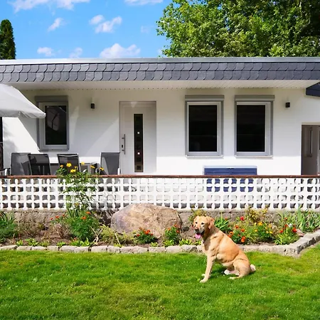 Haus Kleiner Findling Im Lausitzer Seenland Tätzschwitz